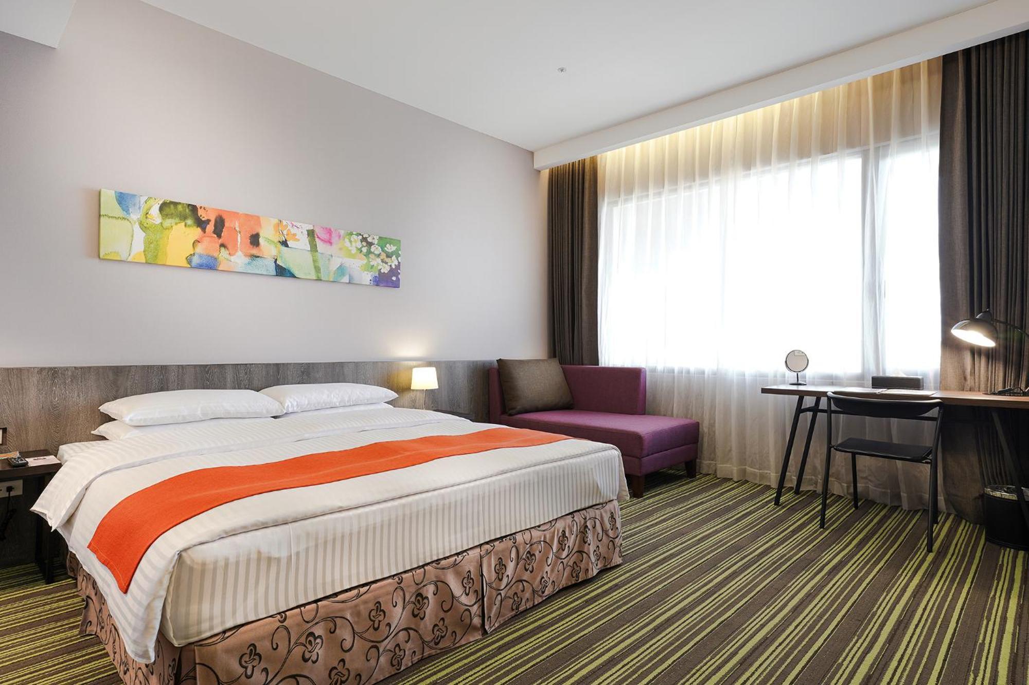 Hoya Resort Hotel Kaohsiung Exterior photo