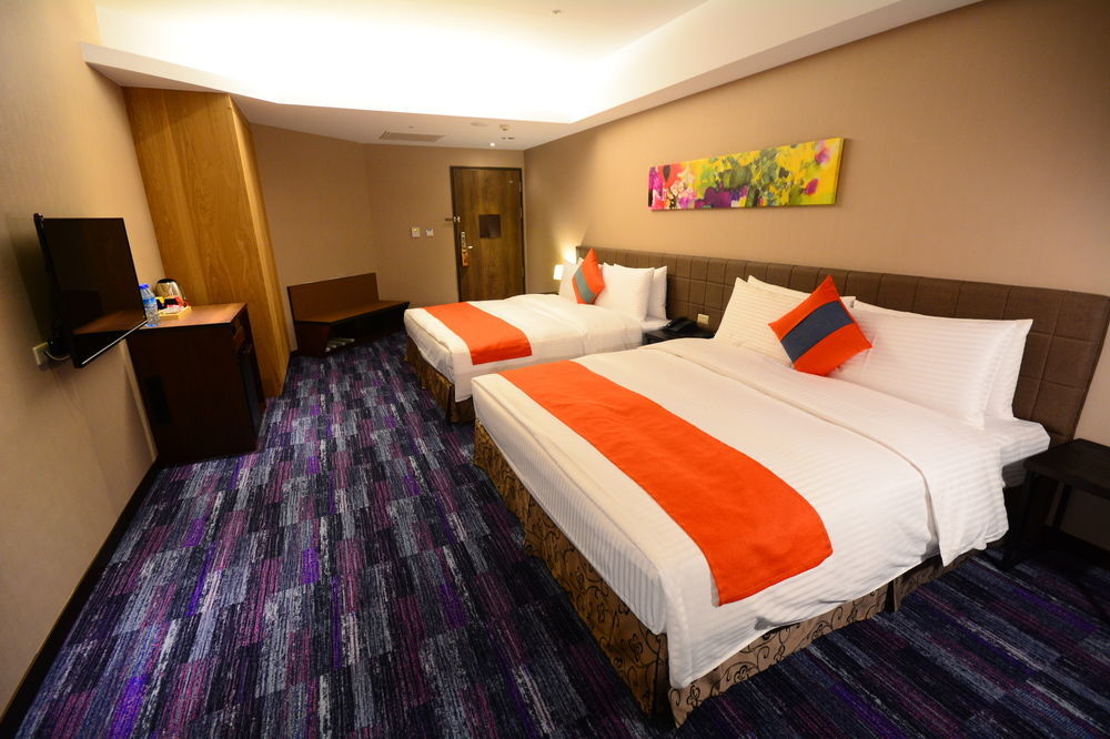 Hoya Resort Hotel Kaohsiung Exterior photo
