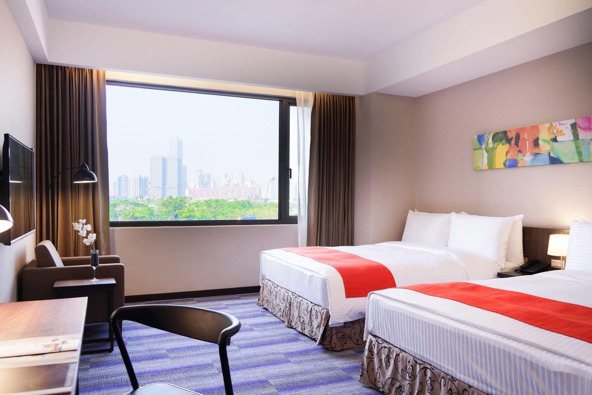 Hoya Resort Hotel Kaohsiung Exterior photo